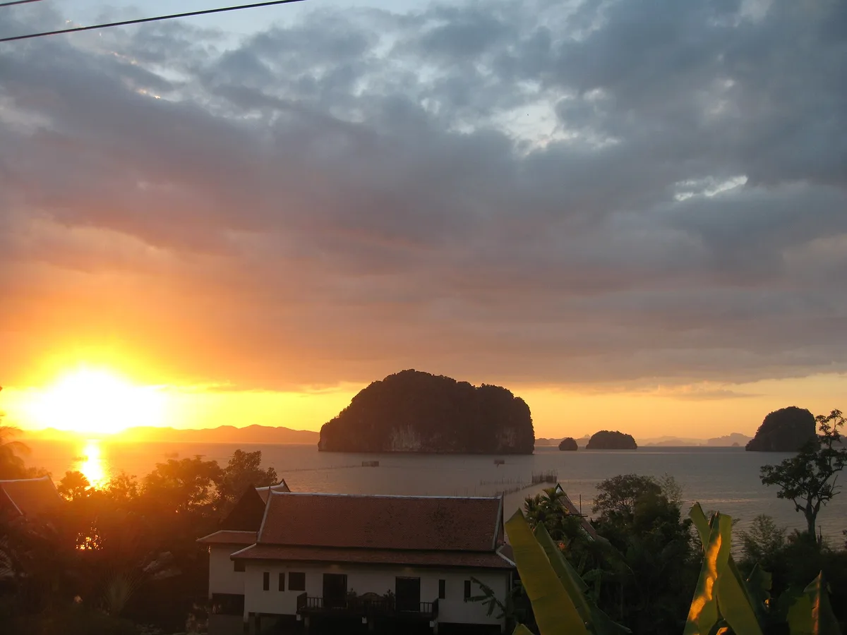 Khao Thong-Strand, Mueang Krabi, Andaman Sea Coast, Thailand