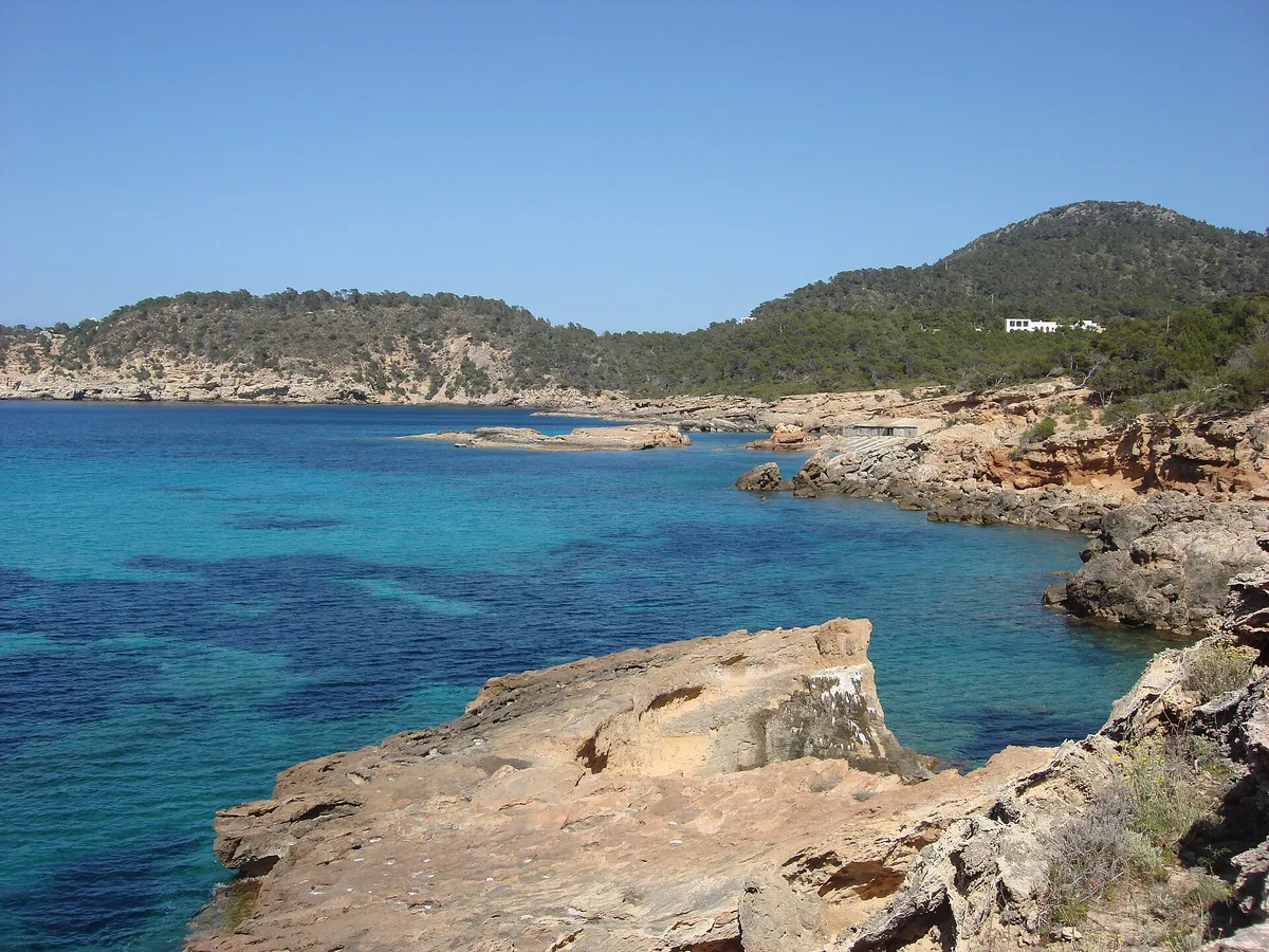Playa de S'Illot d'es Rencli, Sant Joan de Labritja, Balearic Islands, España — 2