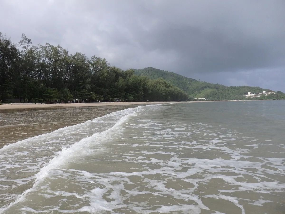 Nai Yang-Strand, Sakhu, Andaman Sea, Thailand — 3