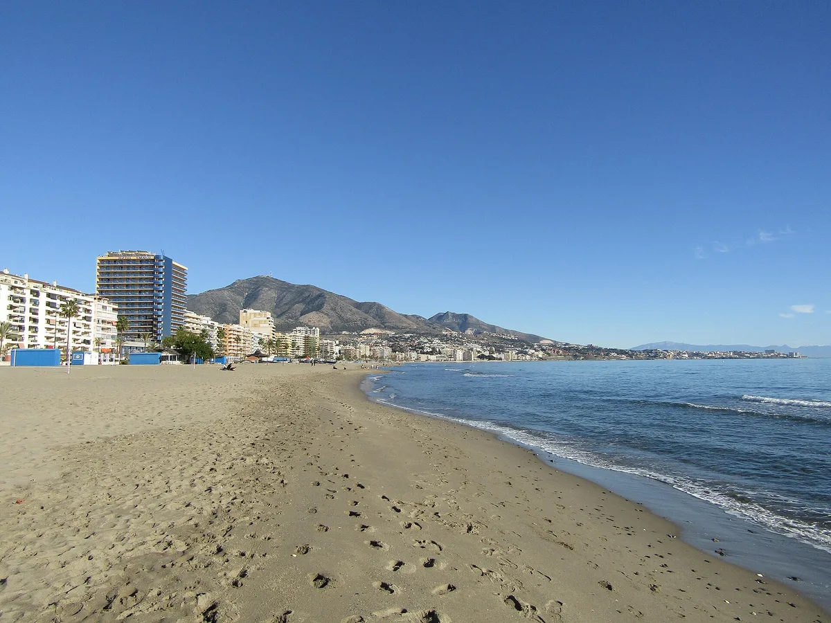 Playa de los Boliches, Fuengirola, Andalusia, España — 4