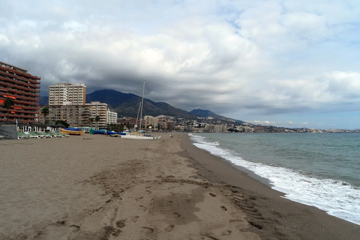 Playa de los Boliches, Fuengirola, Andalusia, España — 5