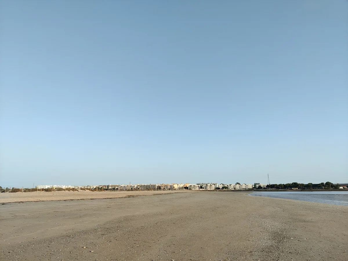 Plage de Levante, El Puerto de Santa María, Andalusia, Espagne — 4