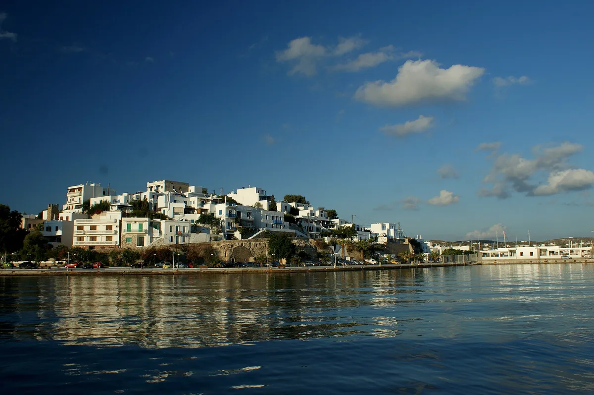 Playa de Adamas, Milos, Cyclades, Grecia — 2