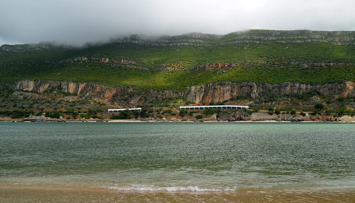 Playa de la Figueirinha, Setúbal, Portuguese Atlantic, Portugal — 6