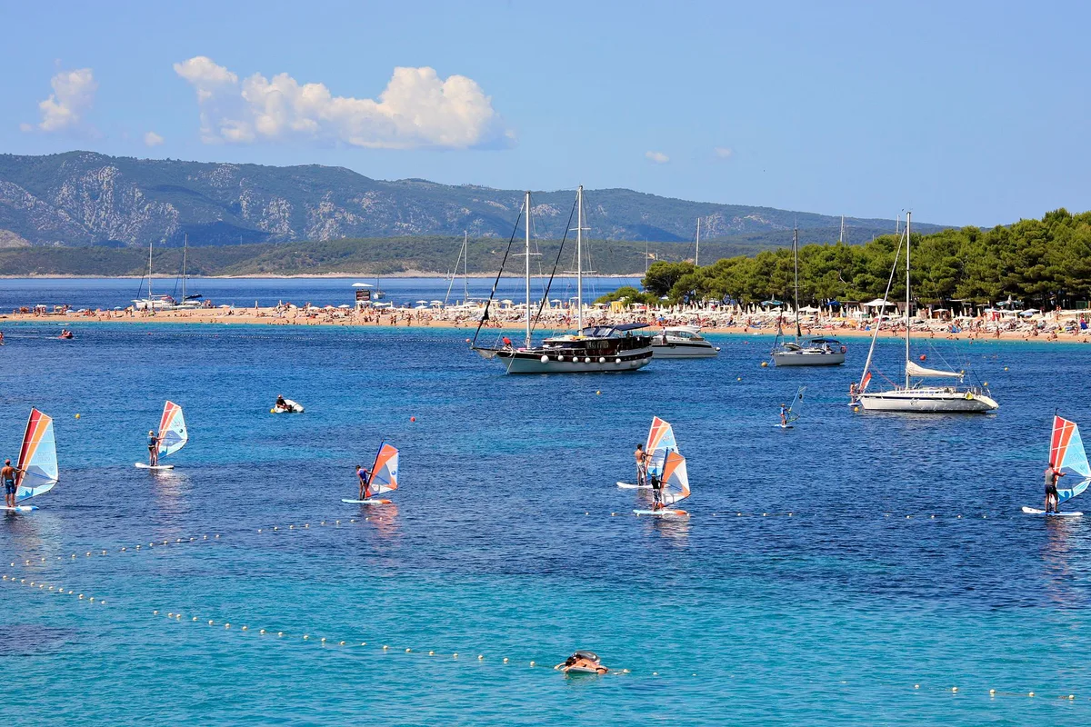 Plage de Zlatni Rat, Bol, Adriatic Islands, Croatie — 3