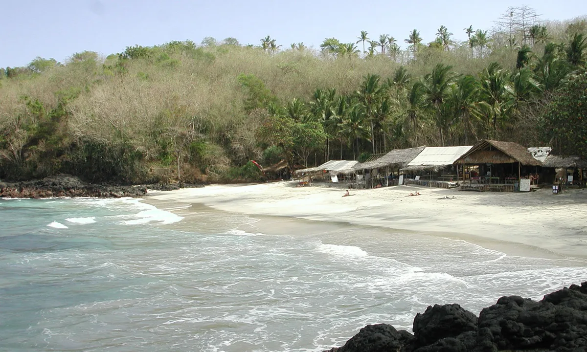 Playa de Pasir Putih, Manggis, Lesser Sunda Islands, Indonesia — 3