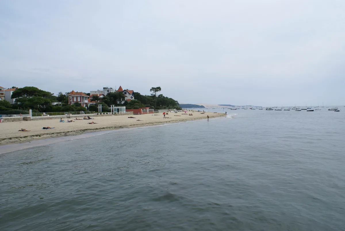 Plage du Moulleau, Arcachon, Nouvelle-Aquitaine, France — 2